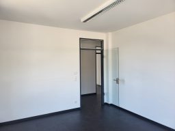 Mercatorinsel Blick auf Vinckekanal Neubau Büro mieten Wasserlage Ruhrort Innenhafen